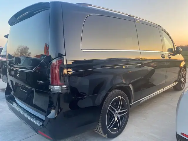 MERCEDES-BENZ V300D EXTRALONG 2026