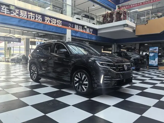 VOLKSWAGEN TAYRON 2022