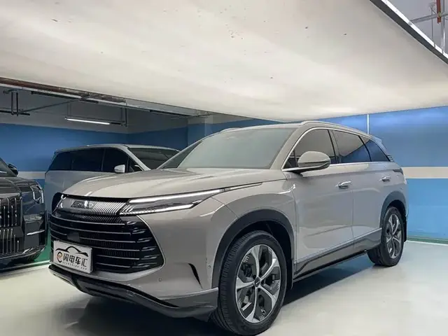 VOLKSWAGEN TAYRON 2022