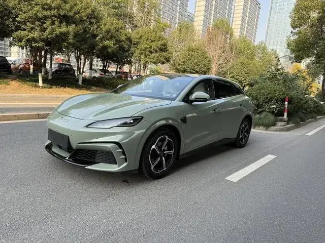 CHANGAN QIYUAN E07 2025