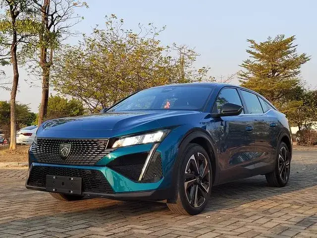 PEUGEOT 408X 2023