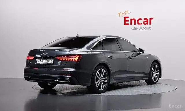 AUDI A6 2022