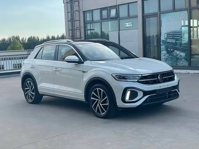 VOLKSWAGEN T-ROC 2023