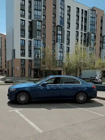 MERCEDES-BENZ C300 2023