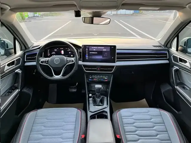VOLKSWAGEN TIGUAN L PHEV 2023