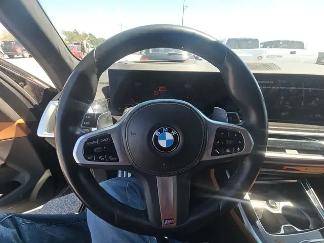 BMW X7 M SPORT LINE 2023