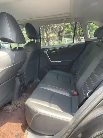 TOYOTA RAV4 2023