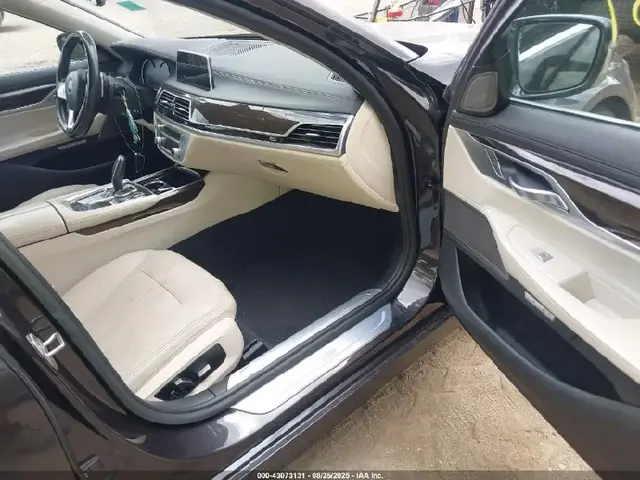 BMW 740I 2016