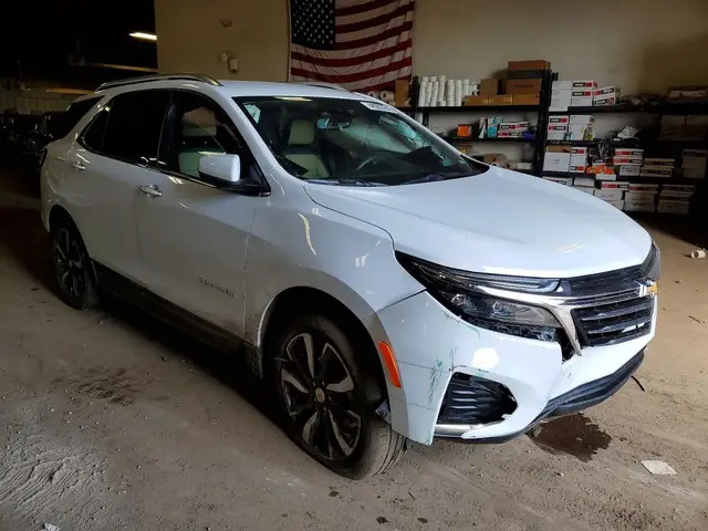 CHEVROLET EQUINOX PREMIER 2023