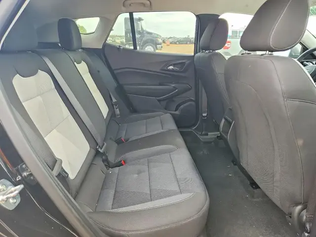 CHEVROLET TRAX LS 2025