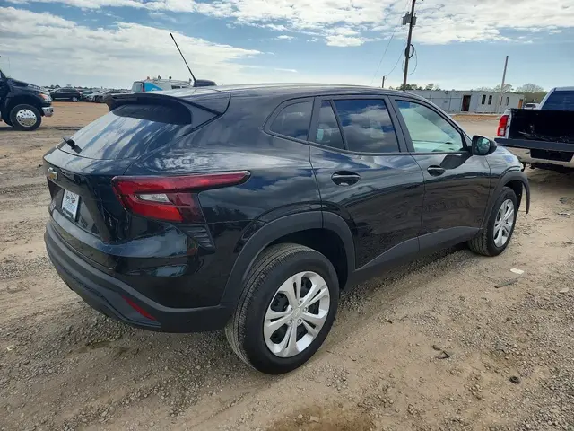 CHEVROLET TRAX LS 2025