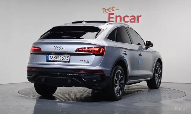 AUDI Q5 2022