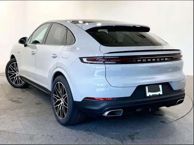 PORSCHE CAYENNE E-HYBRID AWD 2026
