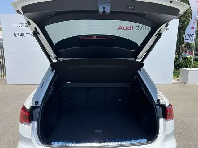 AUDI Q3 2026