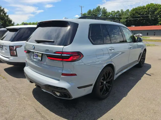 BMW X7 M SPORT LINE 2023
