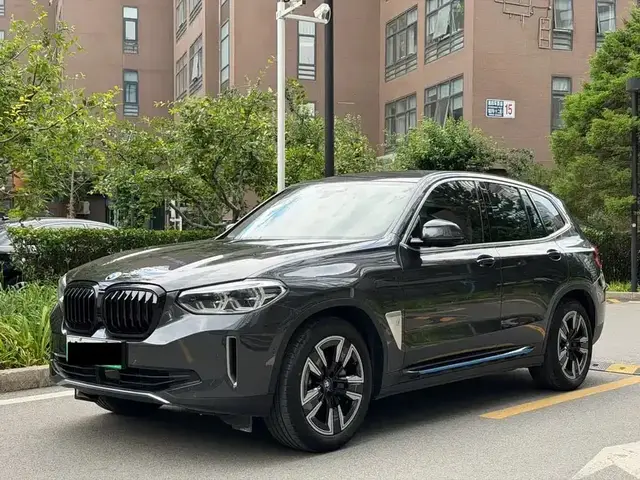 BMW IX3 2020