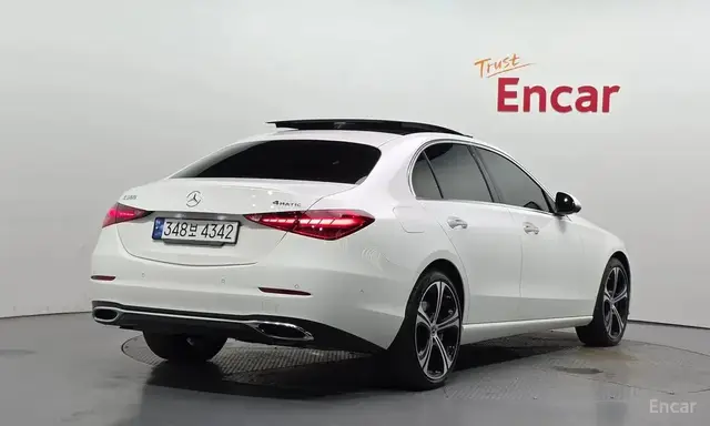 MERCEDES-BENZ C-CLASS 2023