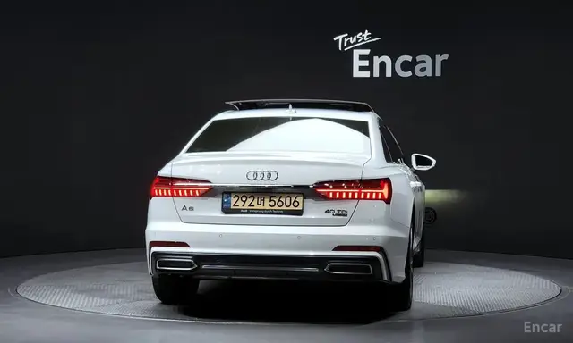 AUDI A6 2022