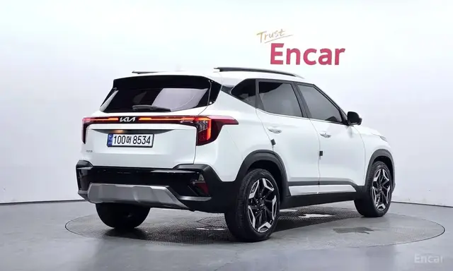 KIA SELTOS SIGNATURE 2023