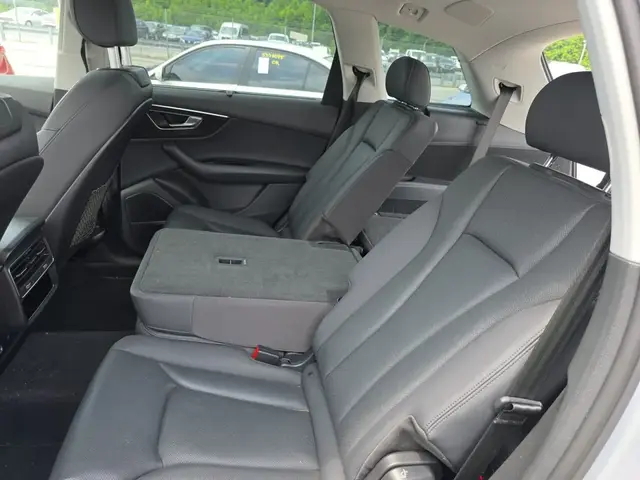 AUDI Q7 2022