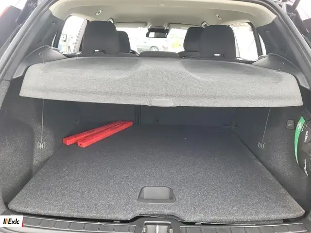 VOLVO XC40 2022