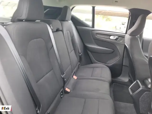 VOLVO XC40 2022