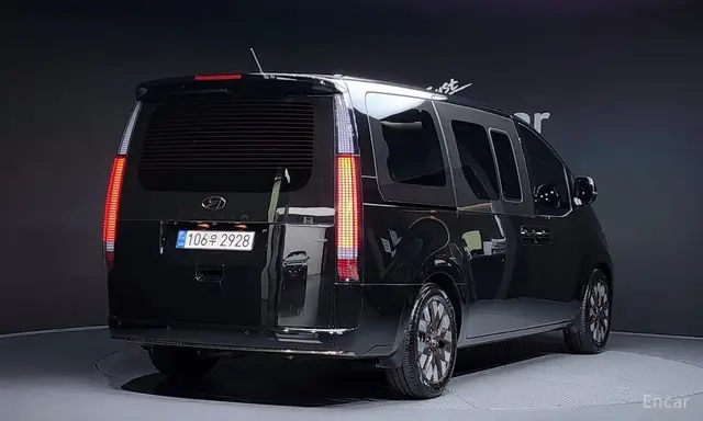 HYUNDAI STARIA 2021