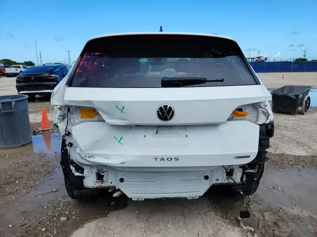 VOLKSWAGEN TAOS SEL 2022