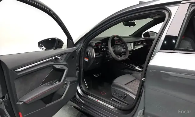AUDI RS3 2023