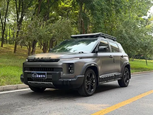 GEELY OKAVANGO 2023