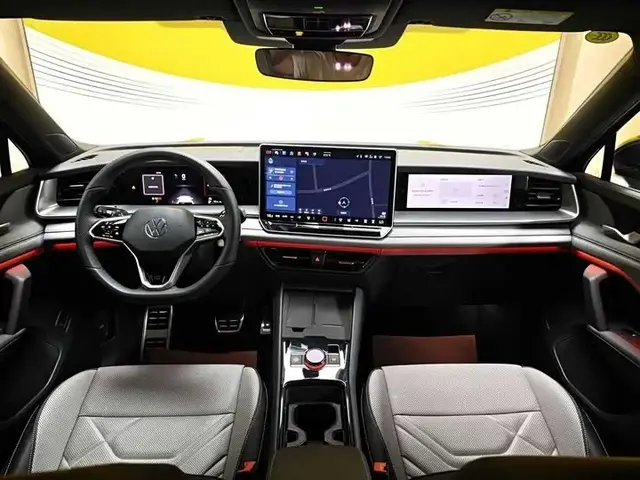 VOLKSWAGEN TAYRON L 2025