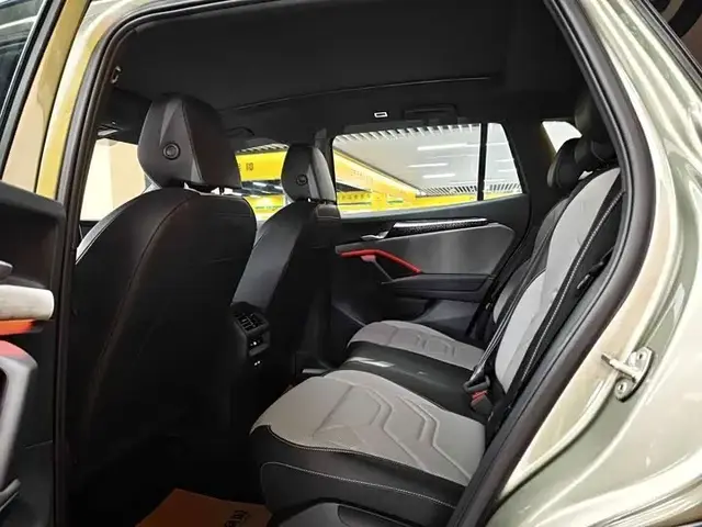 VOLKSWAGEN TAYRON L 2025