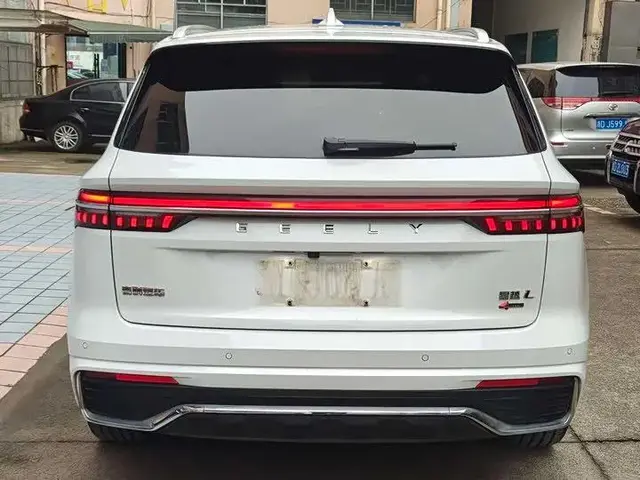 GEELY MONJARO 2022