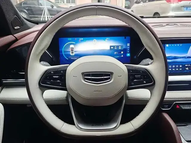 GEELY MONJARO 2022