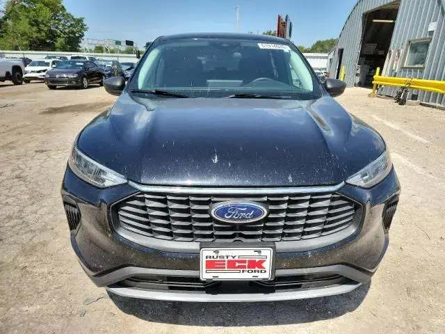 FORD ESCAPE 2023
