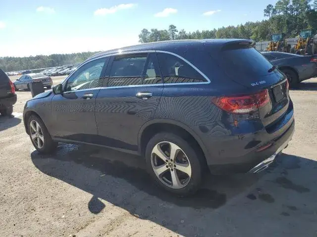 MERCEDES-BENZ GLC 300 2022
