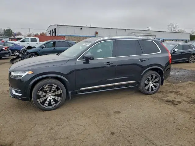 VOLVO XC90 2022