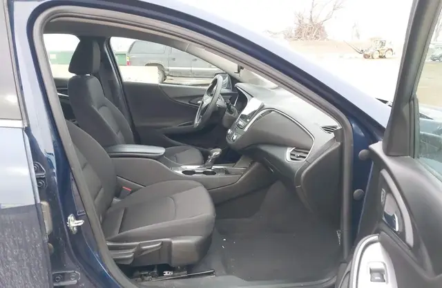 CHEVROLET MALIBU 2022