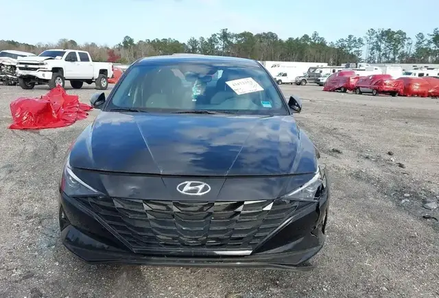 HYUNDAI ELANTRA 2023