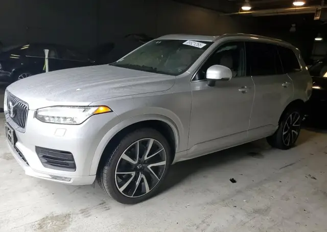 VOLVO XC90 2022