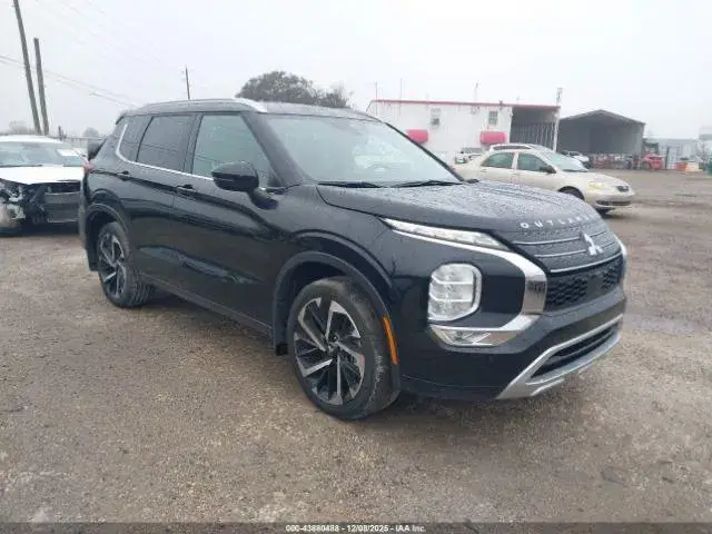 MITSUBISHI OUTLANDER SEL 2023
