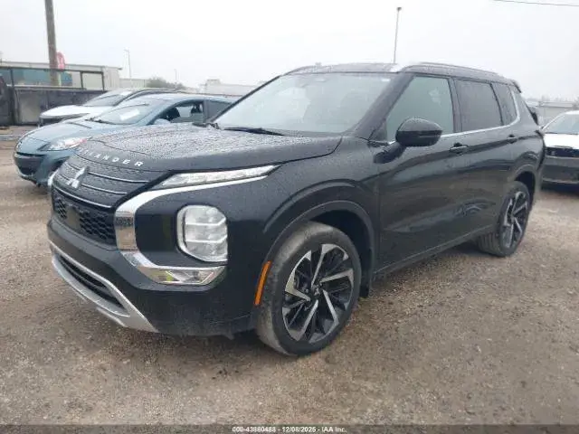 MITSUBISHI OUTLANDER SEL 2023