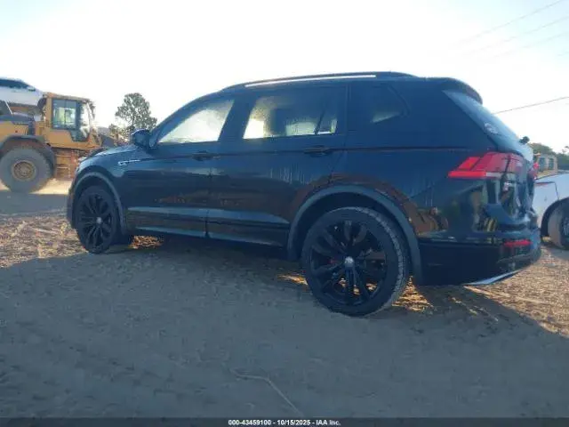 VOLKSWAGEN TIGUAN 2021