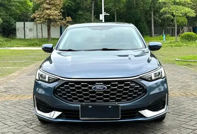 FORD FOCUS 2021