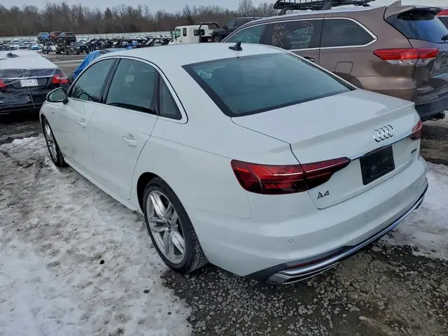 AUDI A4 2021