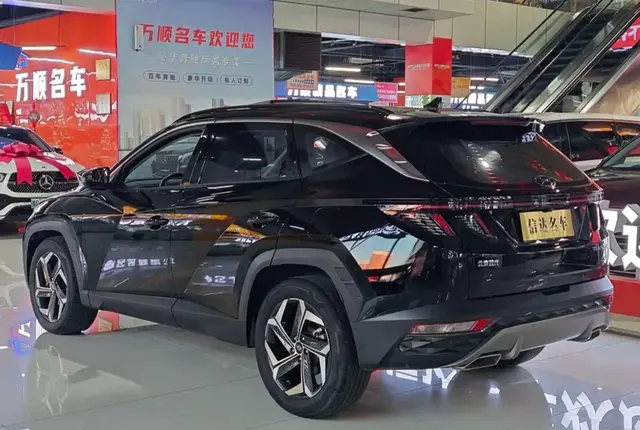 HYUNDAI TUCSON L 1 2021