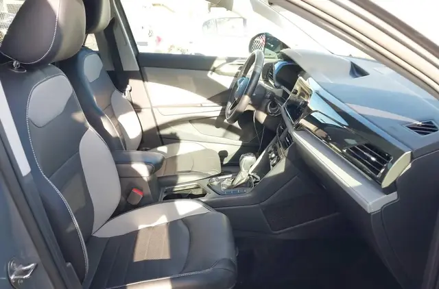 VOLKSWAGEN TAOS 2022