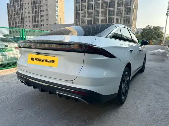 GEELY GALAXY L6 125KM PLUS 2023