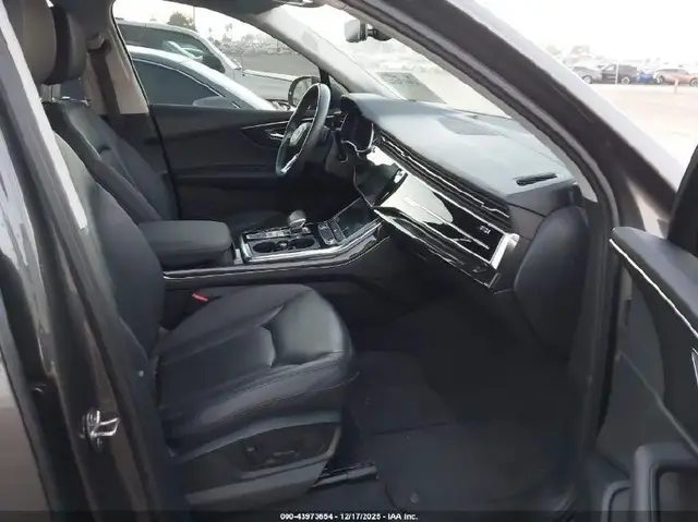 AUDI Q7 2022