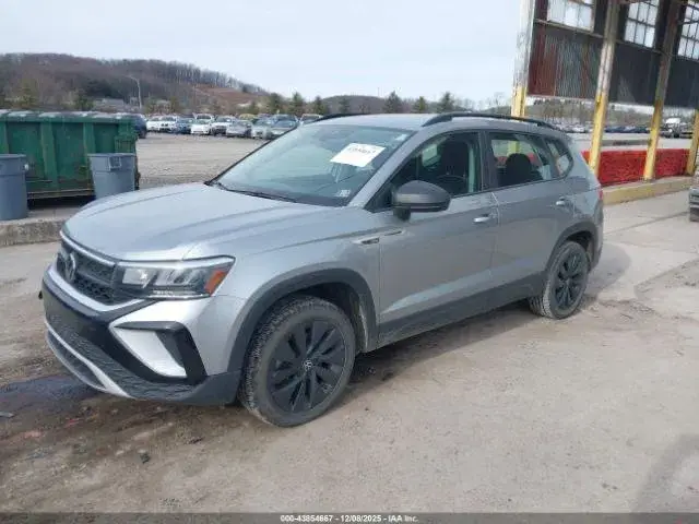 VOLKSWAGEN TAOS 2022